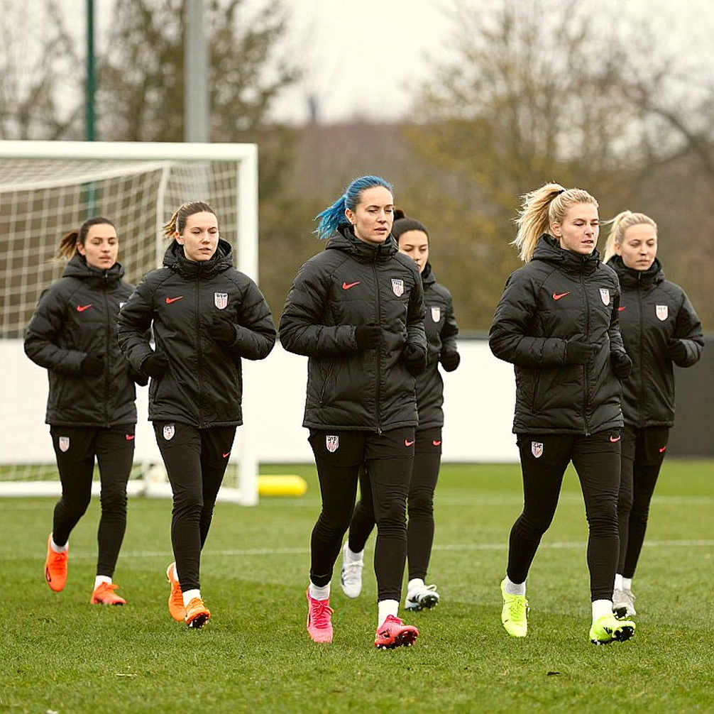 Bóng ma tại Zurich: Infantino sống sót, nhưng cuộc chiến quyền lực ở FIFA chỉ vừa đổi màu áo