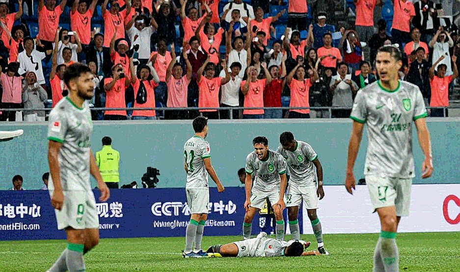Đọc lại trận Juventus 5-0 NEC: bảng tỷ số không đủ để kết luận