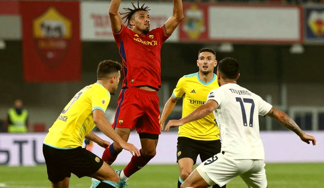 Omar Govea trở lại trong cơn bão chấn thương: Chivas và bài toán trung tuyến trước Monterrey