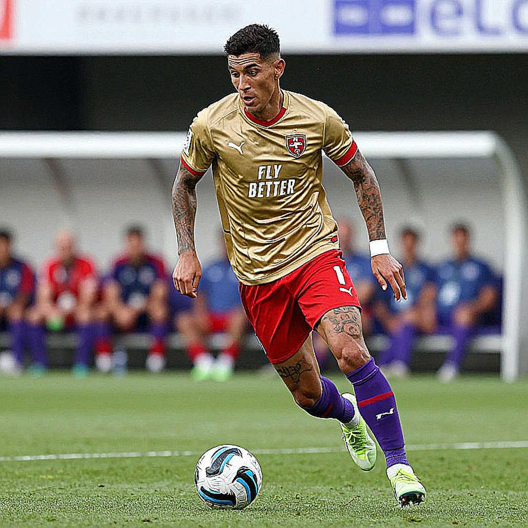 The Empty Analysis Report: When Vietnamese Football Says a Lot but Says Nothing The Empty Analysis Report: When Vietnamese Football Says a Lot but Says Nothing