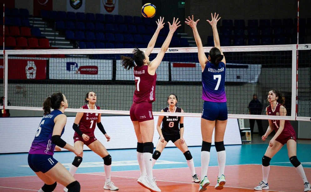 Ba mươi năm MOP bóng chuyền nữ NCAA: Khi bảng vàng không kể hết câu chuyện