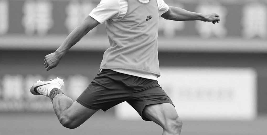 Bong bóng chuyển nhượng V.League: mũi kim nằm ở đâu khi mọi hợp đồng đều được khoe là hoàn hảo?