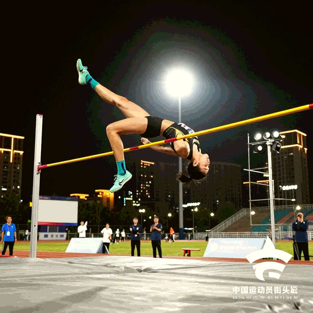 Amy Hunt kết thúc mùa giải Diamond League với thành tích ấn tượng: 22.16s giành hạng ba chung kết 200m