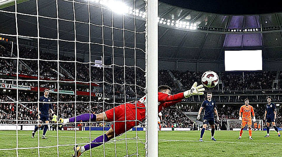 Việt Nam ngược dòng hạ Pakistan 4-2: Chiến thắng phơi bày vết nứt nơi hàng thủ