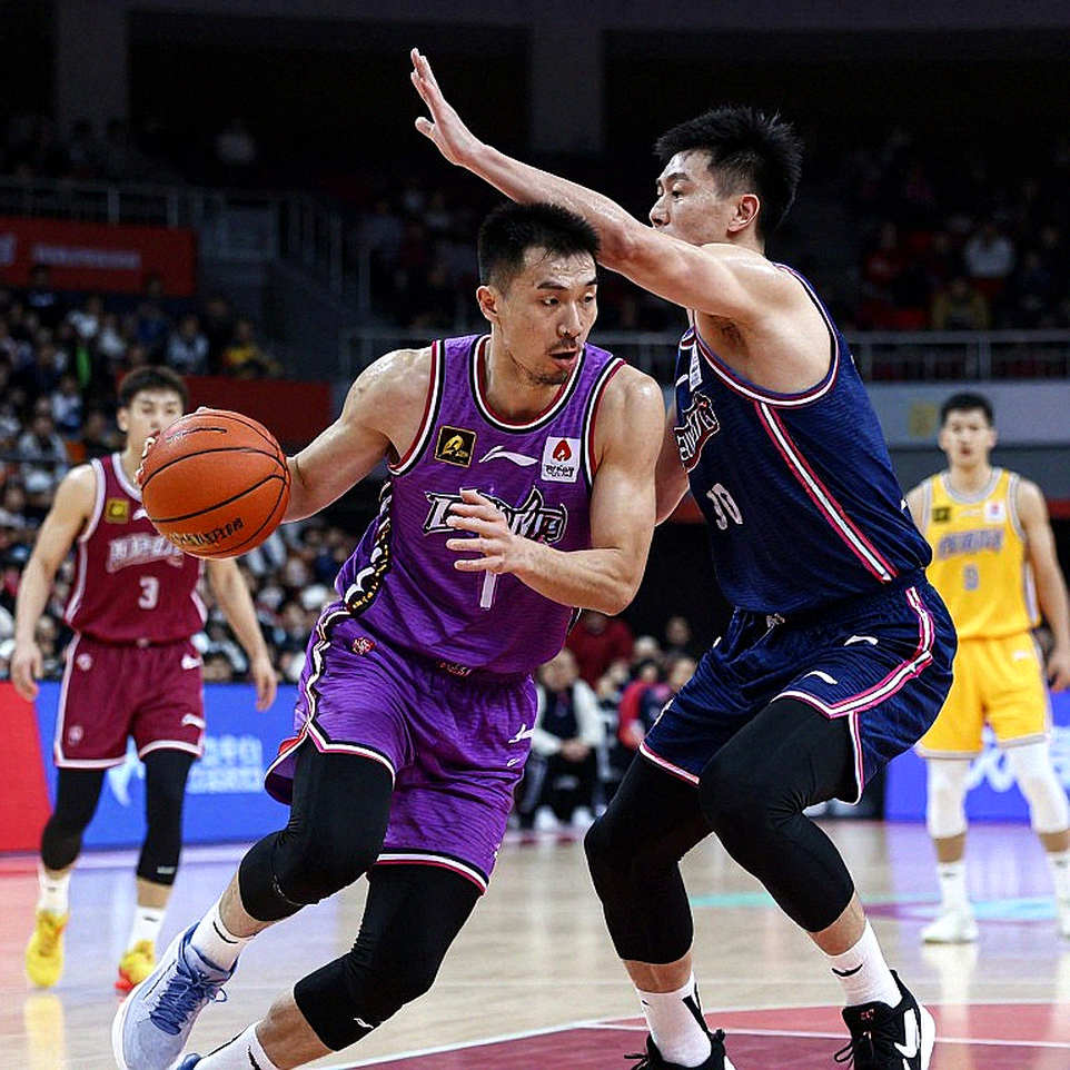 Zacharie Perrin: 'Quá giỏi' cho Liga Endesa và tham vọng EuroLeague — Bước đệm hay bẫy phát triển? Zacharie Perrin: 'Quá giỏi' cho Liga Endesa và tham vọng EuroLeague — Bước đệm hay bẫy phát triển?