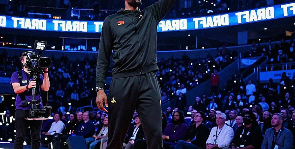 Zacharie Perrin: 'Quá giỏi' cho Liga Endesa và tham vọng EuroLeague — Bước đệm hay bẫy phát triển? Zacharie Perrin: 'Quá giỏi' cho Liga Endesa và tham vọng EuroLeague — Bước đệm hay bẫy phát triển?